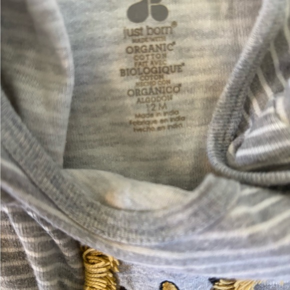 Gray Striped Short Sleeve Bodysuit with 3D Lion Face and Tail. By Just Born 12m - Picture 3 of 4